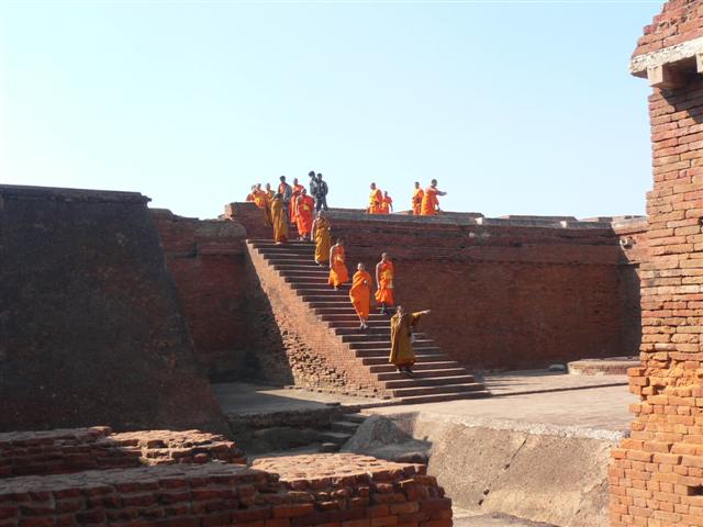 File:Thai monks at Nalanda University ruins (Small).JPG