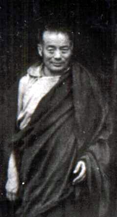 File:Gyalton Rinpoche.JPG